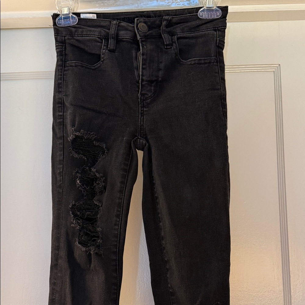 American Eagle Outfitters Black Distressed Skinny Jeans